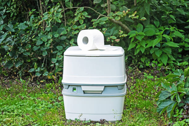 Best Porta potty rental near me  in Joliet, IL
