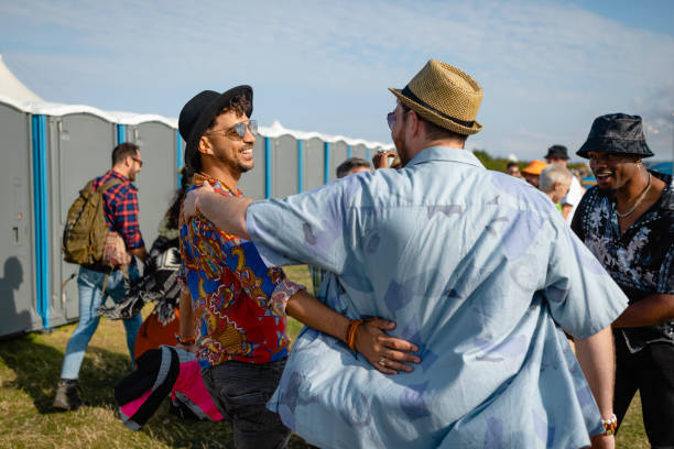 Best Porta potty delivery and setup  in Joliet, IL