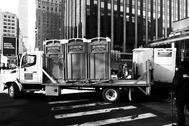 Best Portable bathroom rental  in Joliet, IL